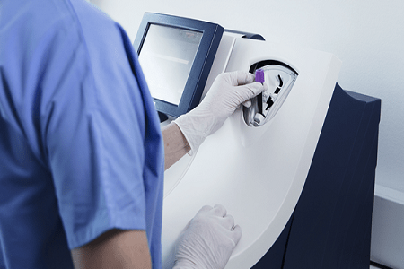 ການກວດພົບຢ່າງວ່ອງໄວກັບບັດທົດສອບຂອງ Babalcitonin (PCT)